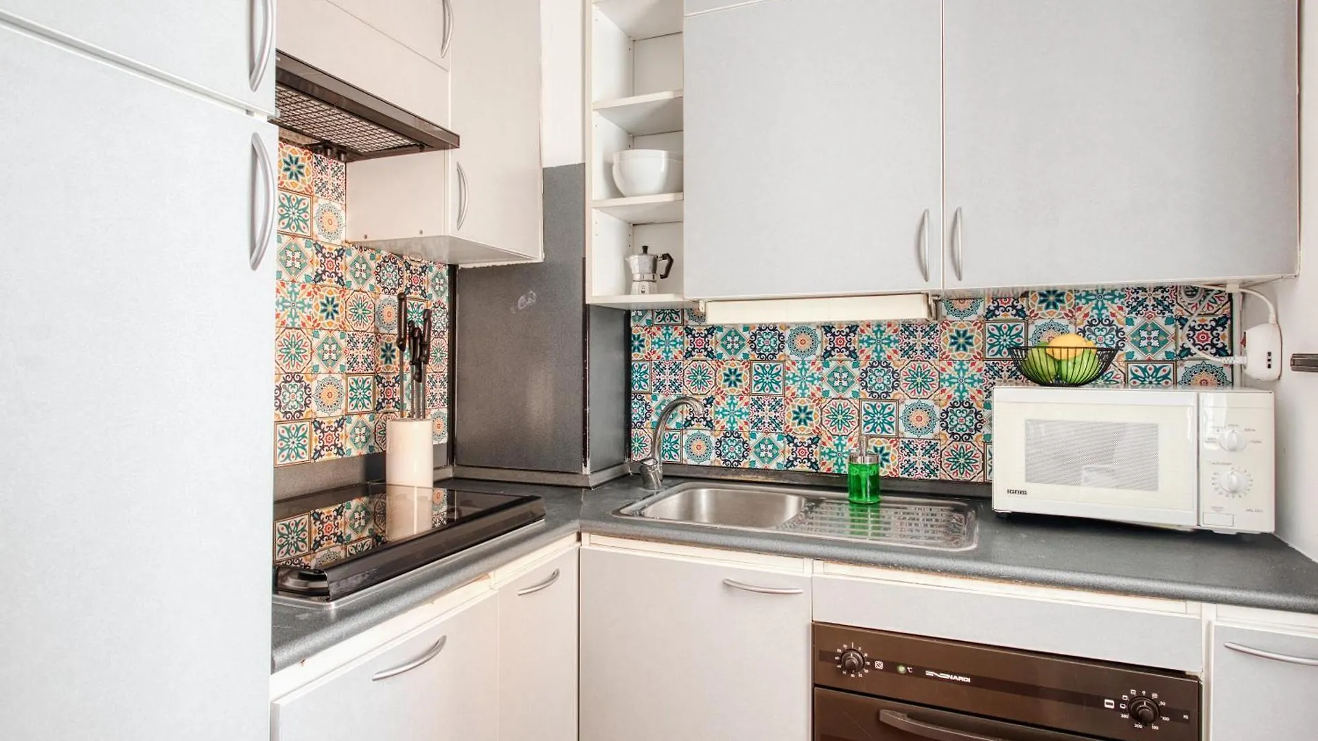 Roncaglia 25, 4 Guests And Balcony Apartman Milánó Olaszország
