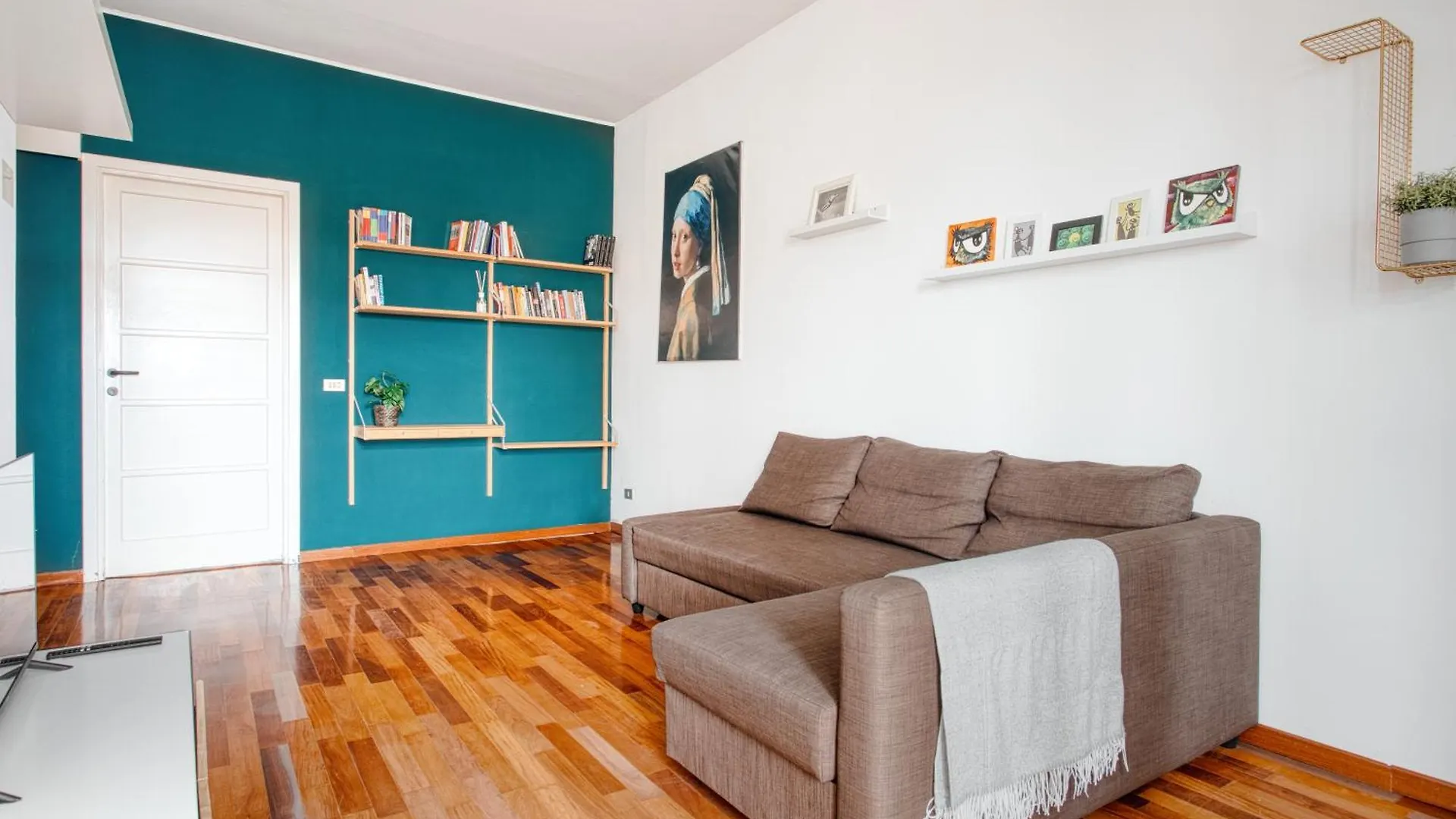 Roncaglia 25, 4 Guests And Balcony Apartman Milánó 0*,  Olaszország